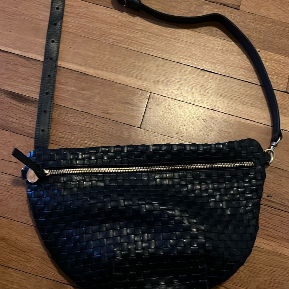 Clare V grande Fanny 
Navy blue